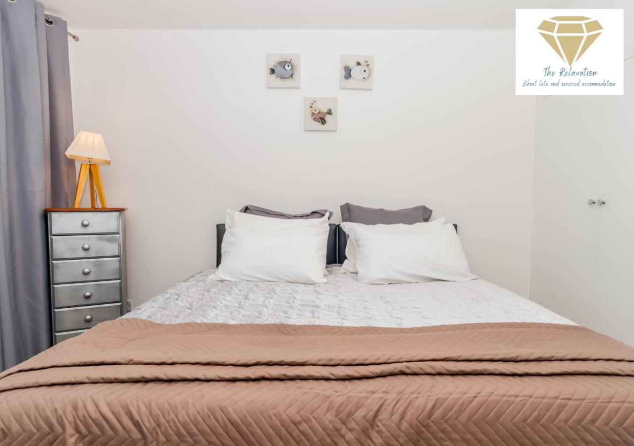 2 Bed Apartment-5 Guests - Business-Relocation-Parking - The Brighton Short Stay & Serviced Apartments Extérieur photo