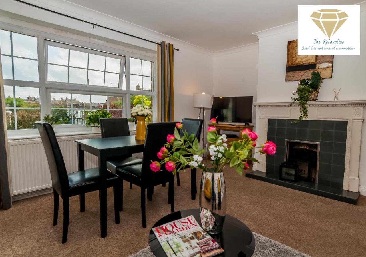 2 Bed Apartment-5 Guests - Business-Relocation-Parking - The Brighton Short Stay & Serviced Apartments Extérieur photo