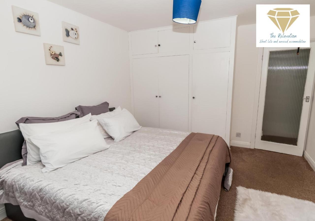 2 Bed Apartment-5 Guests - Business-Relocation-Parking - The Brighton Short Stay & Serviced Apartments Extérieur photo